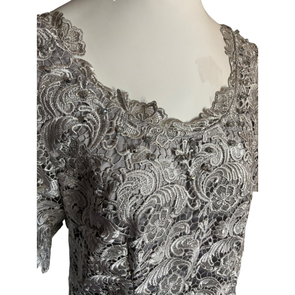 Elegant Silver Lace Sheath Dress Knee Length Short Sleeve Special Occasion S 12 - Picture 5 of 10